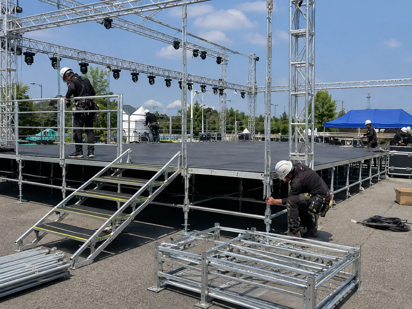 무대 (Stage) 설치
